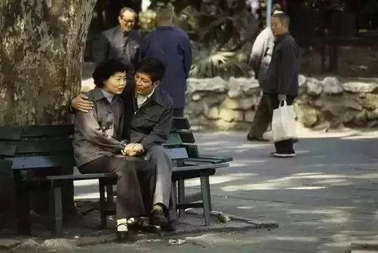 30年前的老照片 看过的人都哭了 看懂的人都老了!
