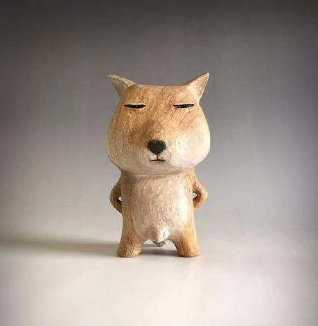 路上看到一只猫咪 它一回头 把我鼻涕都给笑出来了!