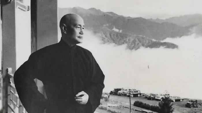 为保台湾宪政不被中共渗透蚕食 蒋介石宁背独裁者骂名