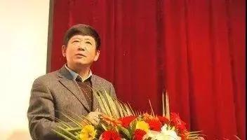 热贴:一针见血! 中囯太需要这样的客观冷静文章了!