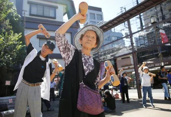 突然年轻!日本大和市宣布:70多岁不能算老人