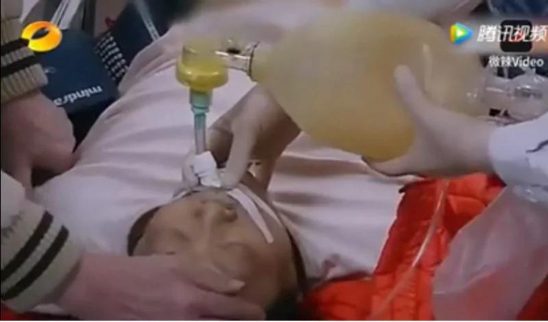 老奶奶心脏停跳半小时 孙子一句话让她复活!