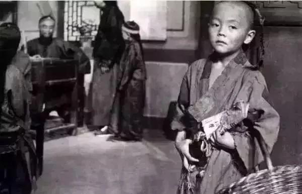 中共建政后第一部被“禁”的电影 否则当时或许能拿到奥斯卡最佳影片