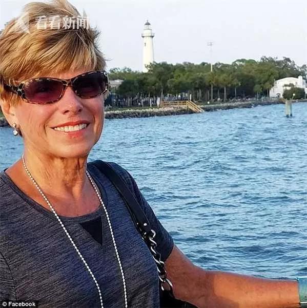 怀孕黑人女兵停残疾车位 白人老妇率儿女尾随攻击!