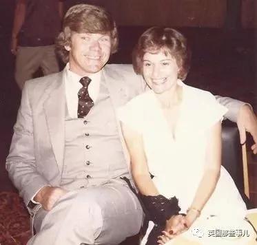 传奇!完全不认字还瞒天过海当了17年老师!