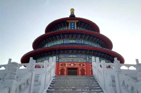史上最牛假景点大全:没见过它们 五一假期白过了!