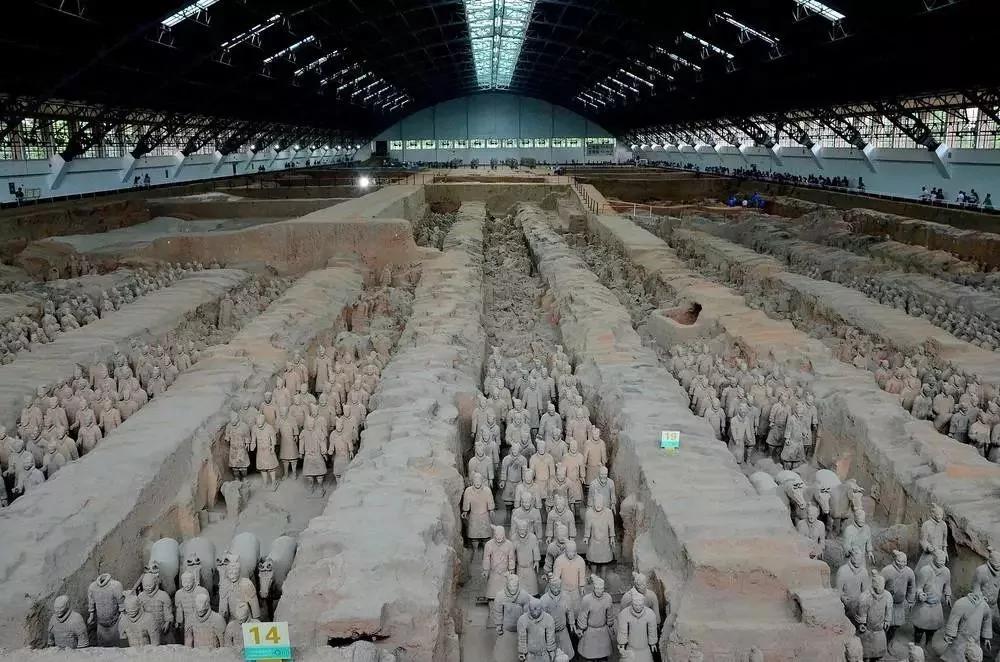 史上最牛假景点大全:没见过它们 五一假期白过了!