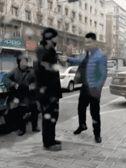 朋友圈最真实的偷拍照:这世上除了生死 都是小事