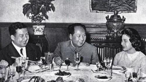 挥霍无度 中共三天为西哈努克活杀324只鸡