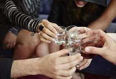 一旦肝不好 这2个部位首先会变臭!医生都害怕 一定要重视