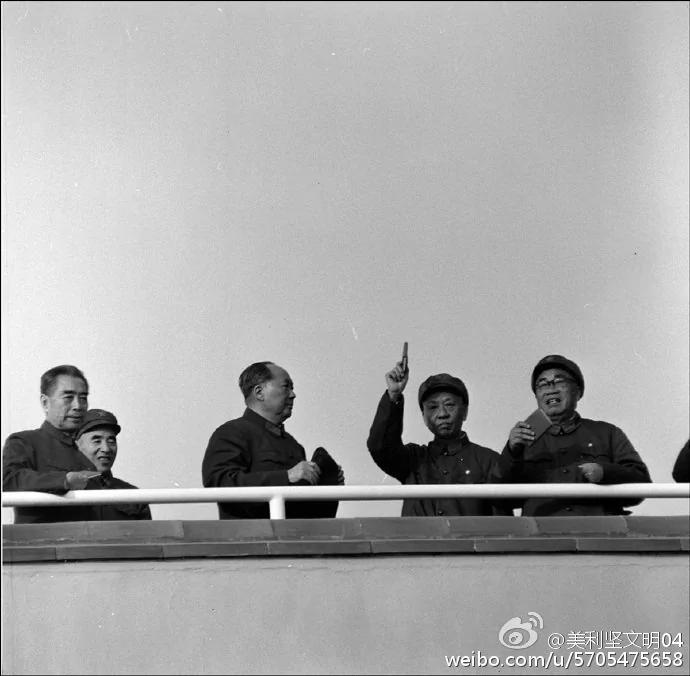 【揭秘】从美女服务员集体的一个动作看中国的精工精神