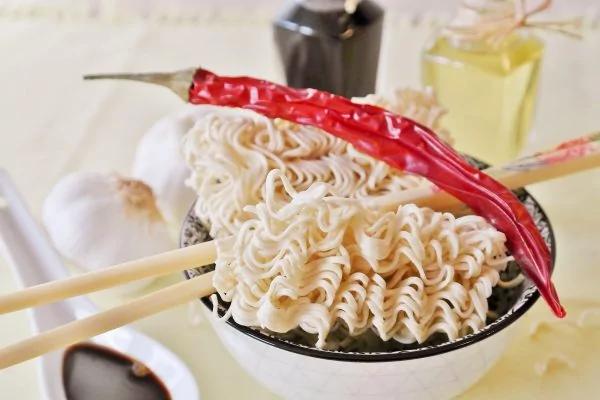 泡面、洋芋片、零食里都有的5’–次黄嘌呤核苷磷酸二钠、5 ’–鸟嘌呤核苷磷酸二钠