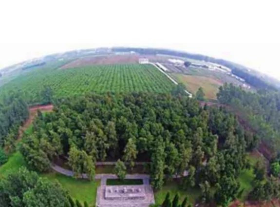 中国最厉害的祖坟 为它高铁都要绕道