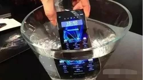 7个手机保养小常识 让你的手机不再受伤