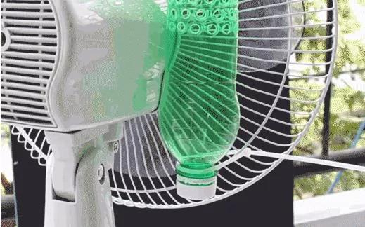 夏天电风扇越吹越热了?风扇里加点“它” 吹起来比空调更凉爽