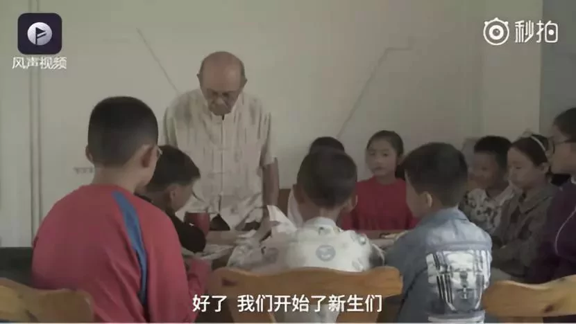 85岁美国教授扎根山西无偿教中国孩子英语 善良不分国界!