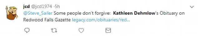 美国大叔发讣告:“我妈死了 死得好” 网络炸锅!