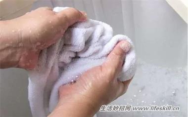 毛巾用久了变得又黄又硬 巧用妙招来恢复!