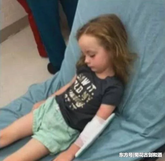5岁女孩突然瘫痪原因成谜 直到妈妈在她的头发里发现了这!