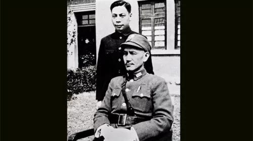 蒋公以耶稣背十字架精神拯救国族