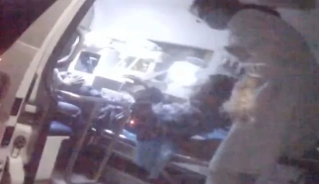 男子吃完这东西后全身疼 医生一看就报警