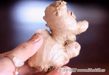 喉咙痛痒、咳嗽?教你个舒缓喉咙不适的小妙方
