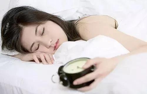 这张照片刷爆朋友圈 很多人看后沉默了