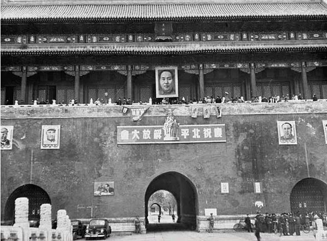 【揭秘】天安门实际已拆了快半个世纪 世道睁睁眼 大好河山老外免费国人收费
