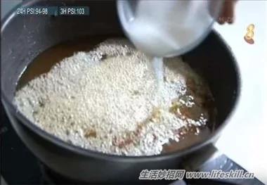 别让浮油毁了一锅汤 教你去油小妙招!