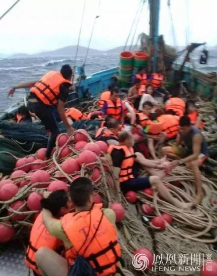 中国游客亲历普吉岛巨浪 想想真是后怕