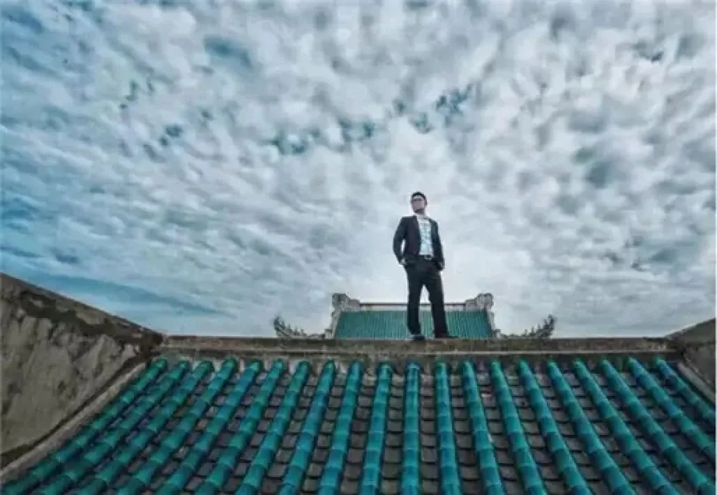 千万别得罪婚纱摄影师 不然看到照片后会哭的