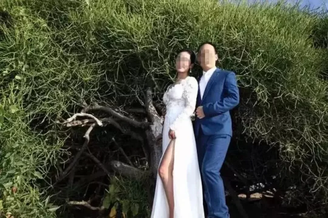 千万别得罪婚纱摄影师 不然看到照片后会哭的