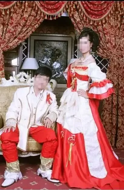 千万别得罪婚纱摄影师 不然看到照片后会哭的