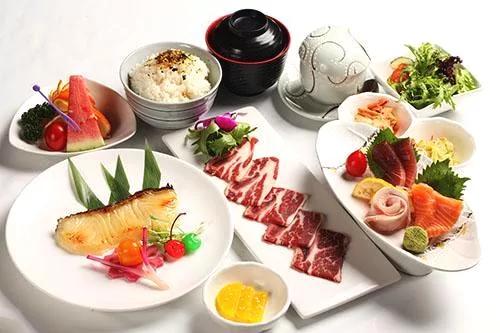 癌症病人需要忌口吗?哪些食物是癌症病人不能碰的?