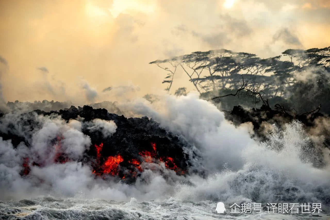 摄影师近拍夏威夷火山喷发:1400度岩浆沸腾 场面震撼
