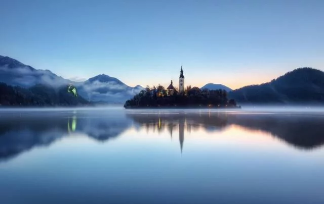 隐藏在地球上的绝世美景 你看过几个?