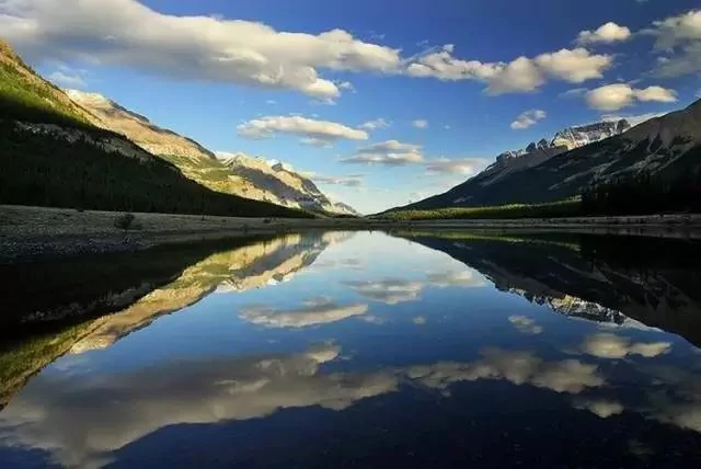 隐藏在地球上的绝世美景 你看过几个?