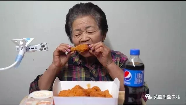 80岁的吃播网红 这老奶奶真的很会玩啊!