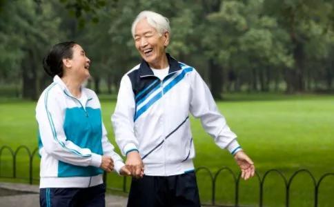 长寿秘诀:爱读书、会喝粥、五处肌肉有劲…