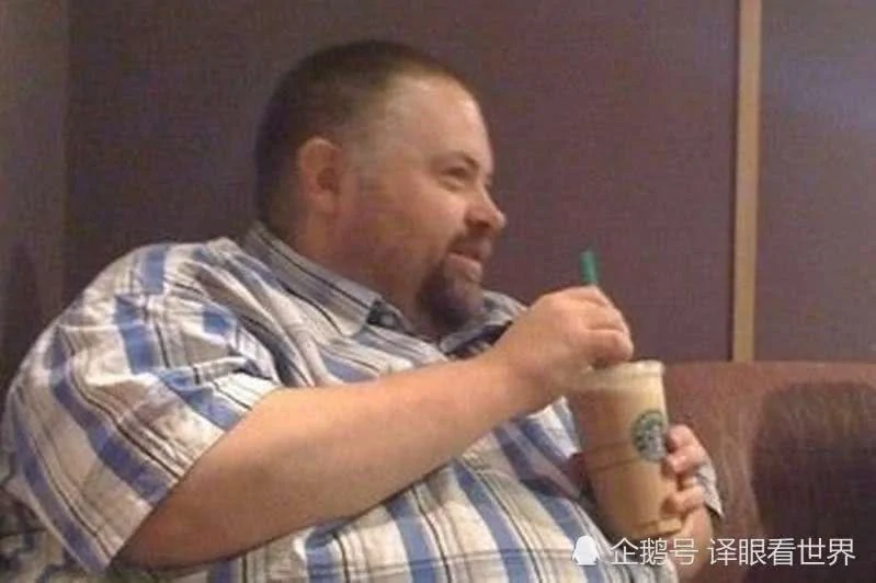 英国超重男子两年走了一万公里 狂减260斤