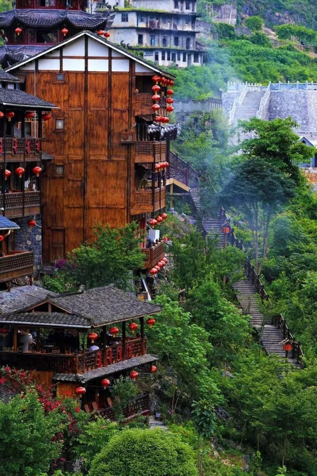避世小城要火 山城还有这样的美景?