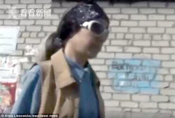 骗其患癌一周只给2餐 14岁少女被亲妈活活饿死!