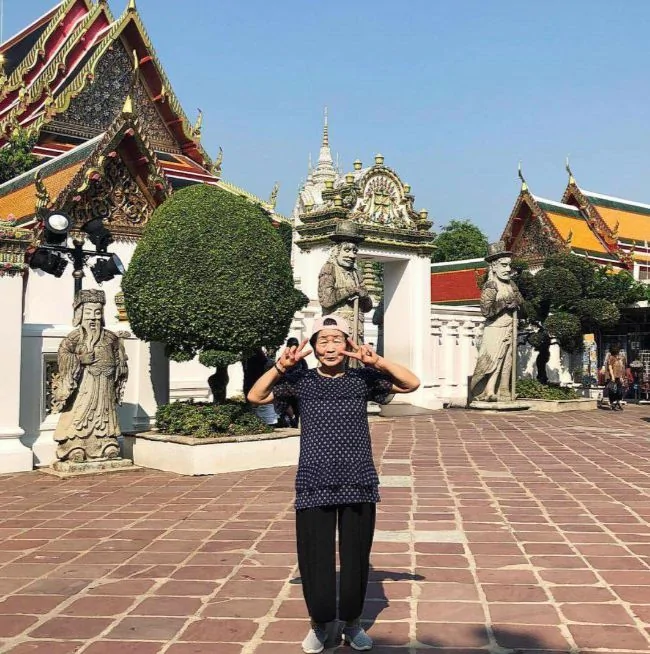 她在网上直播火了 拍下日常引来千万人围观:这就是我想要的生活!