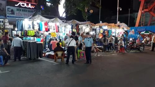 新闻人眼中的又一中国“千年宿仇”