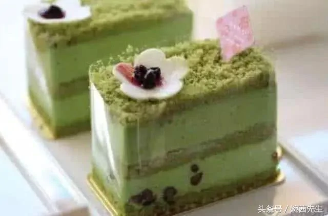 心理测试:在非常饿的情况下会选择什么食物 测出你的心理年龄