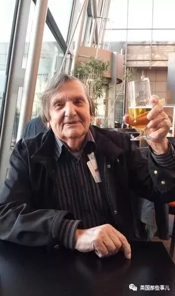 他们生命中的最后一张照片 脆弱中也有珍贵的温情