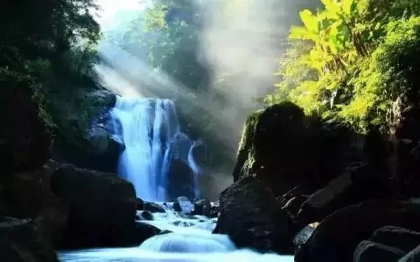 简单一点 知足一点 幸福就多一点!