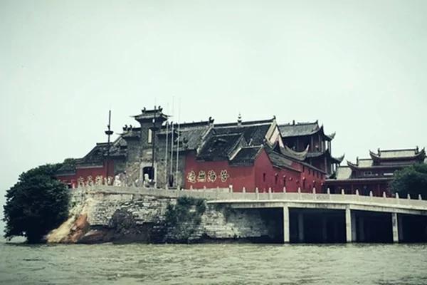 一首奇诗 预示秦桧之子秦熺的死期