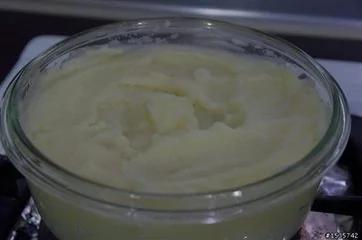 老奶奶只用了一个马铃薯就消灭了一大片蟑螂 这个方法能将蟑螂斩草除根!