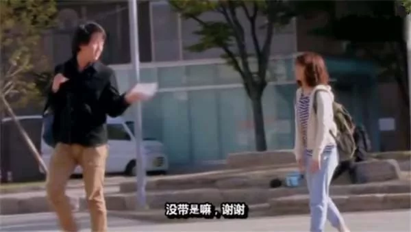 美女丑女谁更容易借到钱?这实验太残忍